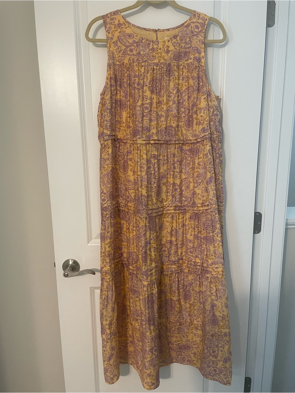 NWT J. Jill Sleeveless Tiered Floral Paisley Peach and Lilac Purple Dress Sz M - Picture 3 of 6